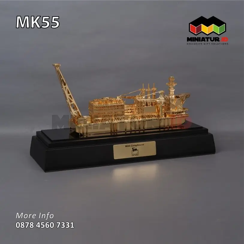 Miniatur Kapal FPU