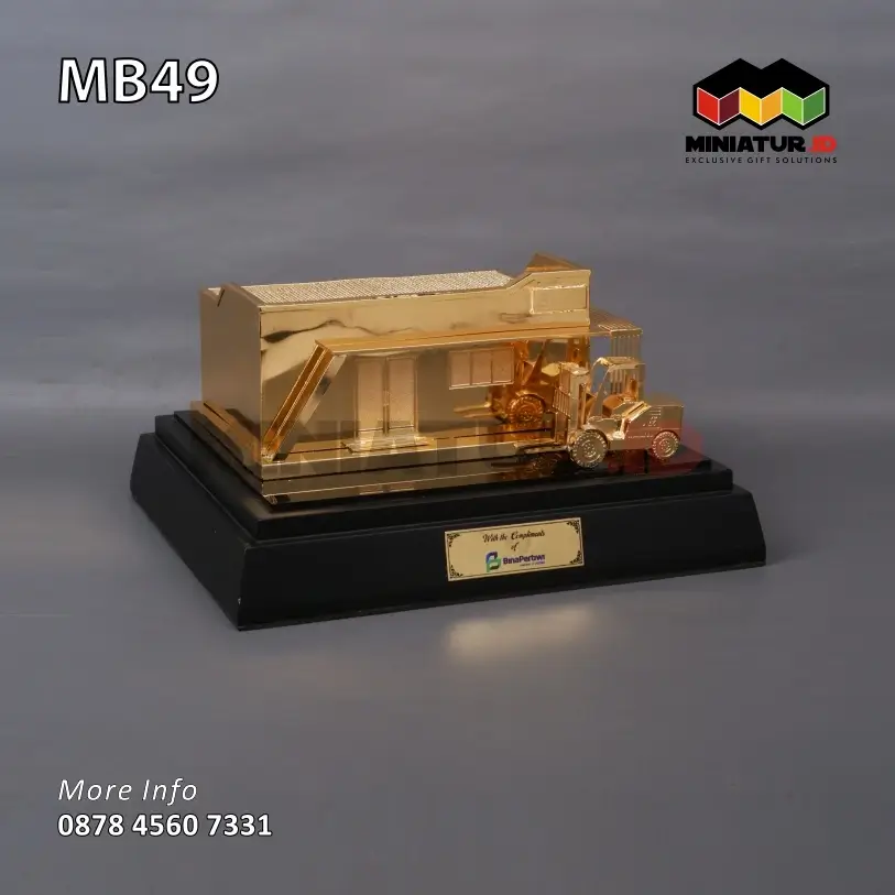 MB49 Miniatur Bangunan & Alat Berat Forklift Bina Pertiwi