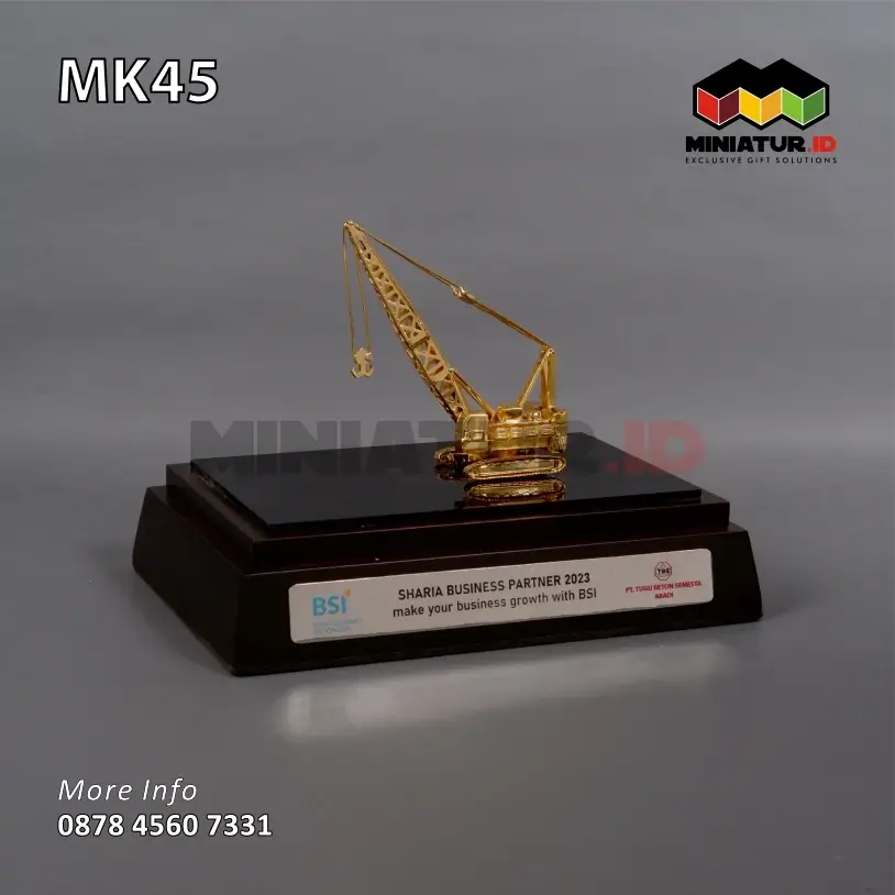 Miniatur Alat Berat Exavator Crane