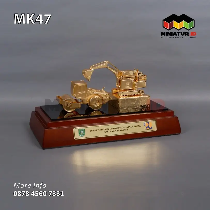 Miniatur Road Roller & Excavator DPUPR Bengkalis