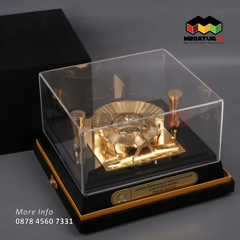 Box MB50 Miniatur Bangunan DPRD Kabupaten Mimika